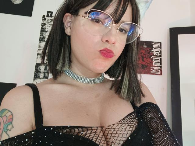 LexyLovee - Live sex cam - 17969046