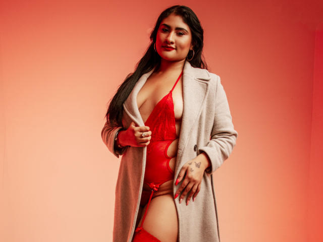 ShiaraRussi - Live porn &amp; sex cam - 17971222