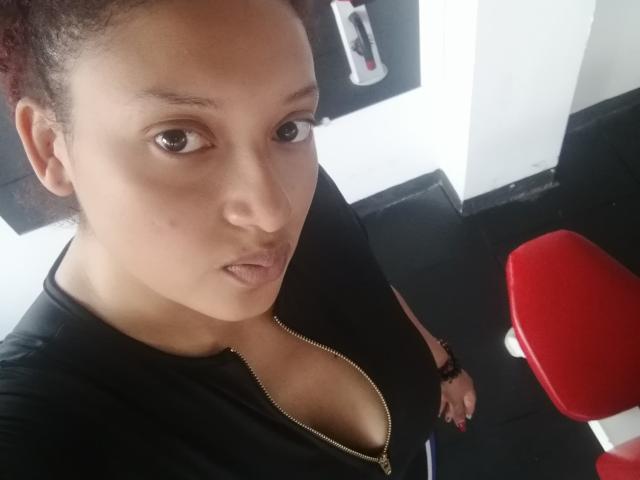 VioletaSwitch - Live sex cam - 17971550