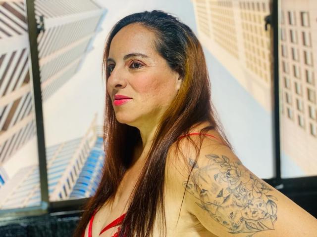 SaralinaFetish - Live sex cam - 17972026