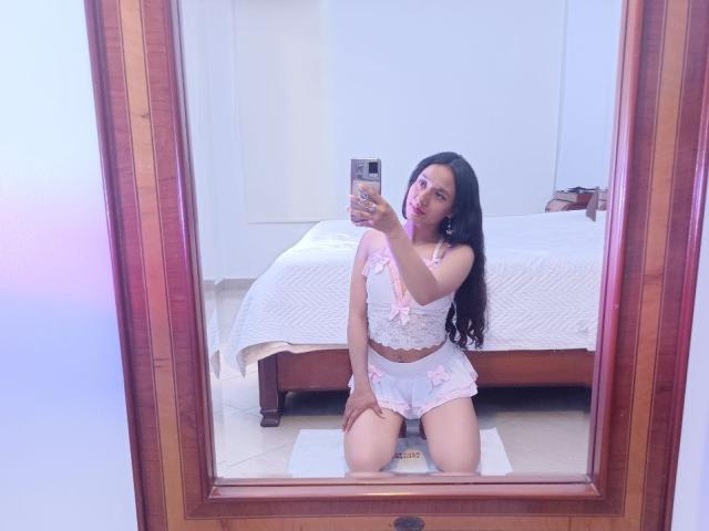 KarolineMjs - Live sexe cam - 17973986