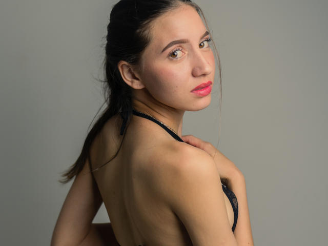 MelanyMills - Live sex cam - 17977842