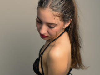 MelanyMills - Live sex cam - 17977846