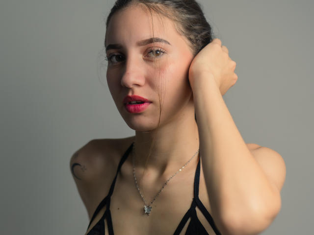 MelanyMills - Live sexe cam - 17977850