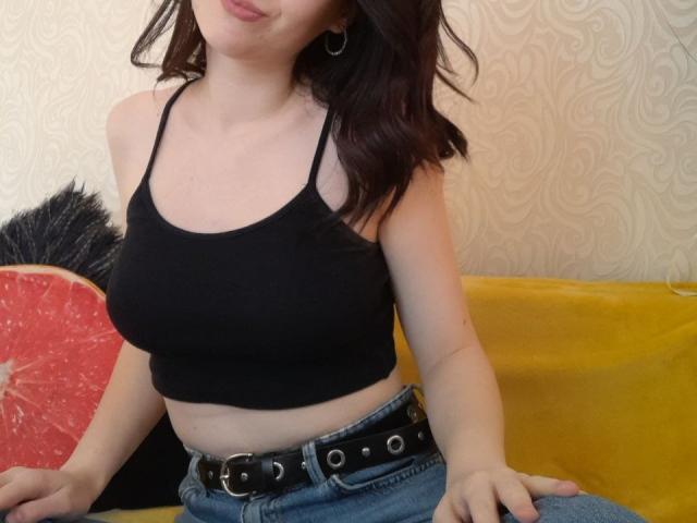 SunnyIsa - Live sex cam - 17981242