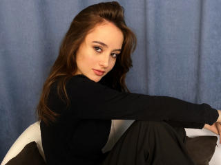 LinaWill - Live Sex Cam - 17984018