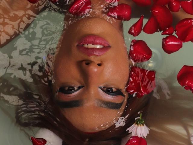 DanikaPettersong - Live Sex Cam - 17988594