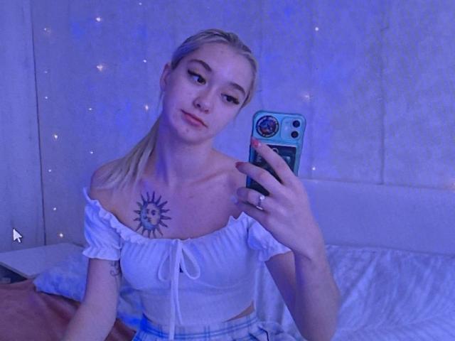 ArisBunny - Live porn &amp; sex cam - 17992554