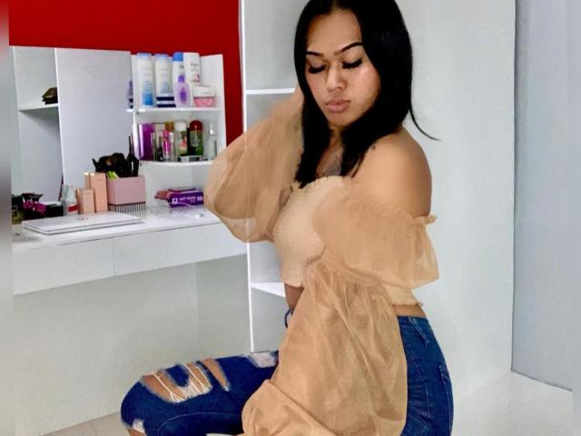 Baddie24 - Live sex cam - 17993382