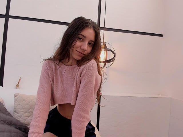 MelanyMills - Live sex cam - 17997566