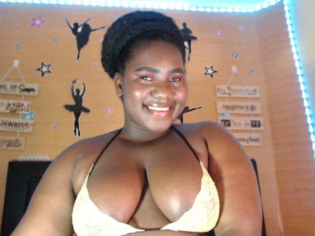 Dilay - Sexe cam en vivo - 18002050