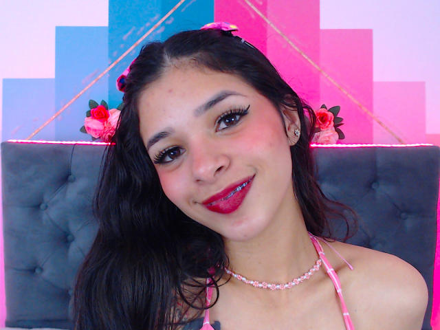 LisaBrunett - Live sex cam - 18004838