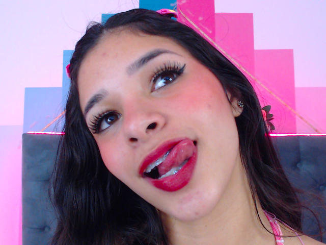 LisaBrunett - Live Sex Cam - 18004846