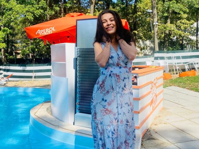 MadisonRey - Live porn &amp; sex cam - 18006094