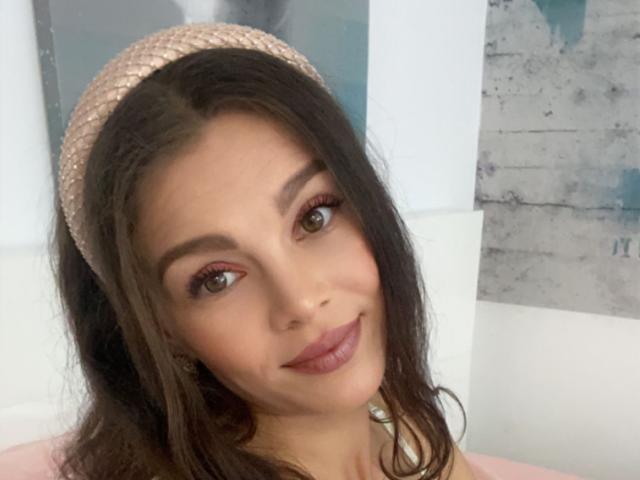 MadisonRey - Live sex cam - 18006134