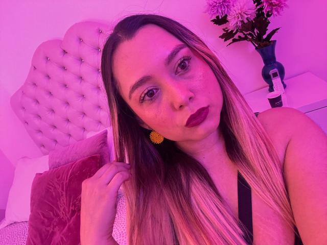 AmayaJhons - Live sex cam - 18011402