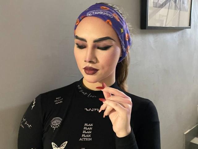 CoraBobby - Live sex cam - 18019238