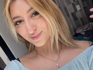 SabrinaMontana - Live porn & sex cam - 18021862