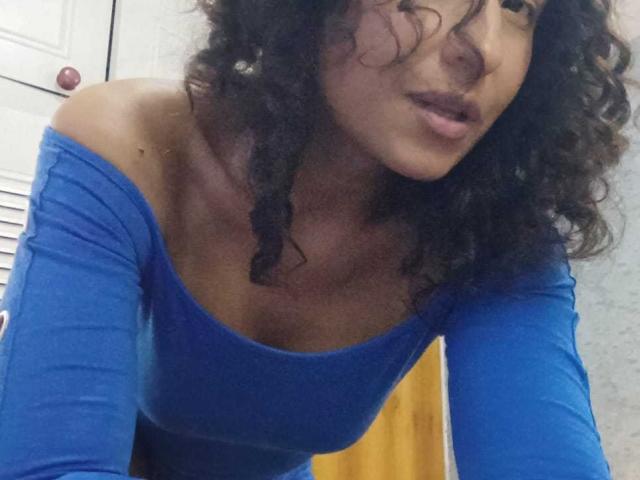 EroticSasha - Live porn &amp; sex cam - 18022182