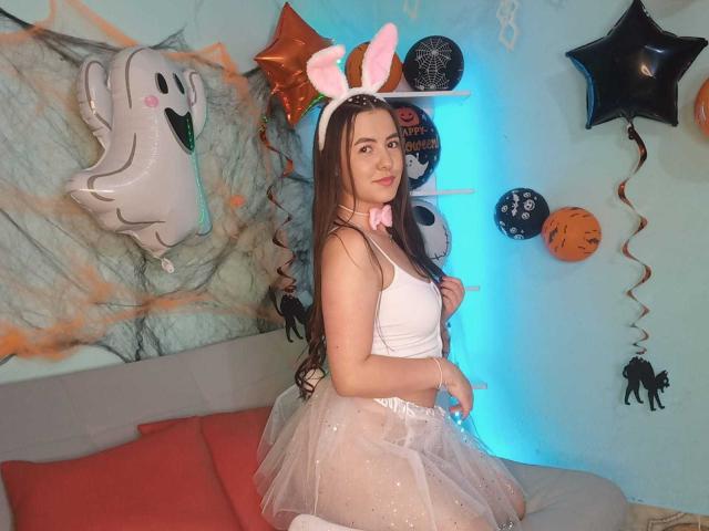 CamilaGomez - Live sex cam - 18031338