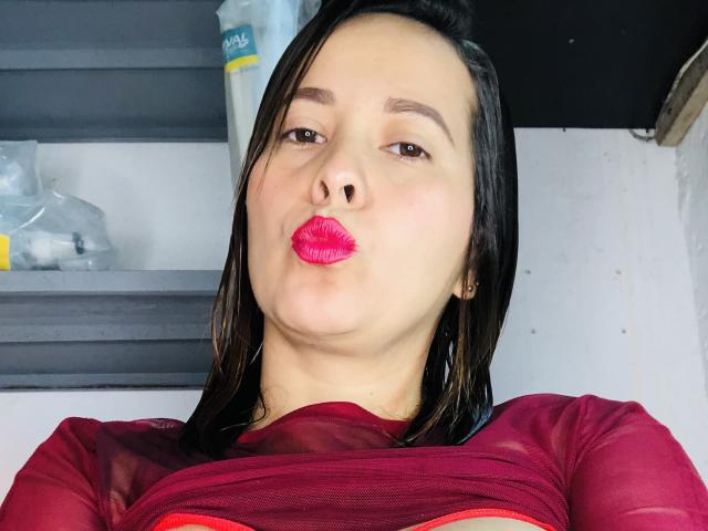 SaritaVelez - Live porn &amp; sex cam - 18033798