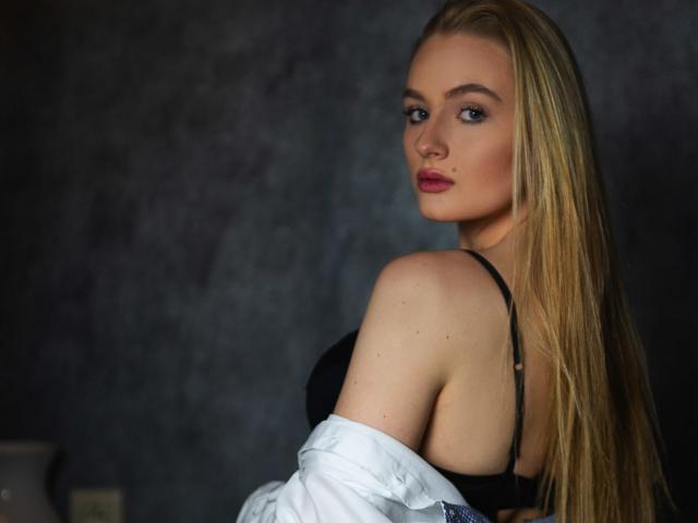 OliviaBent - Live sex cam - 18036958