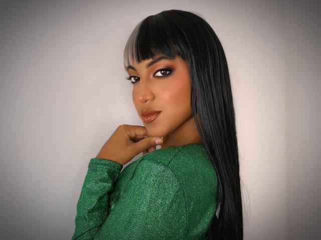 AliceGrant - Live sex cam - 18041514