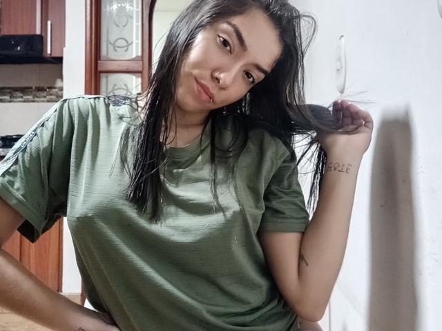 SharonKlart - Sexe cam en vivo - 18041598