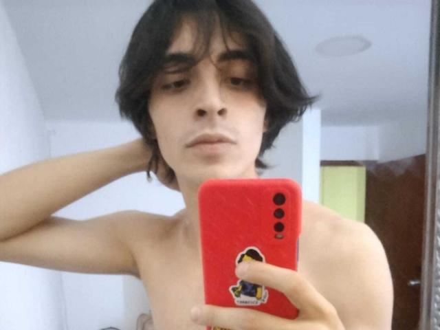 MikeHunter - Live Sex Cam - 18043222