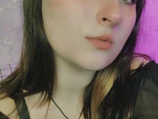 EvaGloss - Live porn &amp; sex cam - 18044298