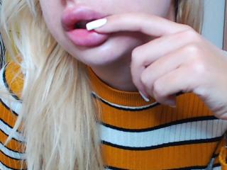MignonneLina - Live sex cam - 18044914