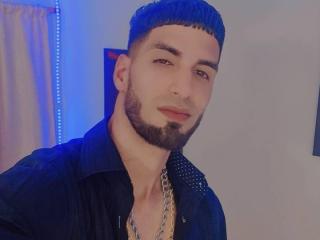 SkinnyBigCockX - Live sex cam - 18046466