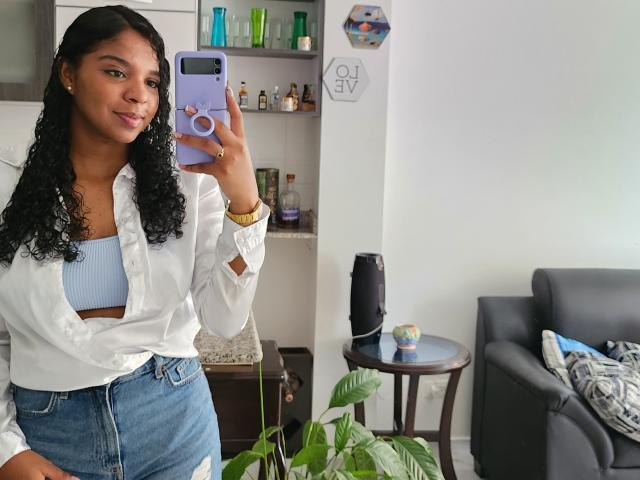 LisaMendez - Sexe cam en vivo - 18052554