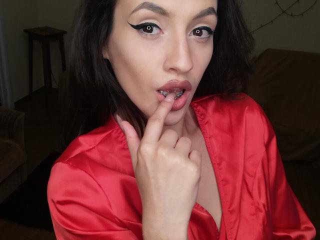 VievienneClemente - Live porn &amp; sex cam - 18054810