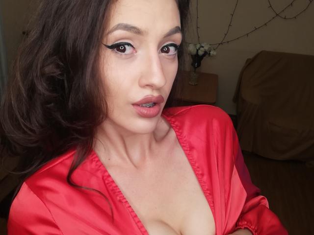 VievienneClemente - Live sex cam - 18054822