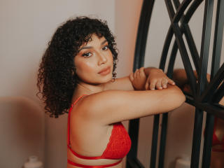 KarinaCurls - Live porn &amp; sex cam - 18056518