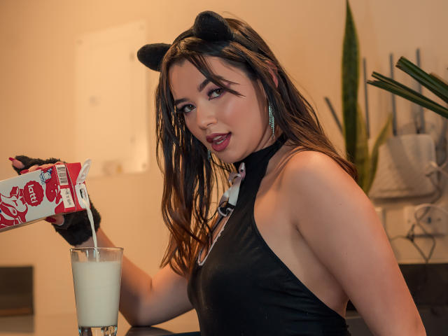 KatherineSummer - Live sex cam - 18057950