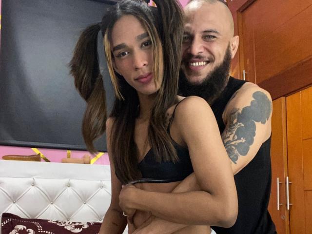CarolynAndTaylor69 - Live sex cam - 18058054