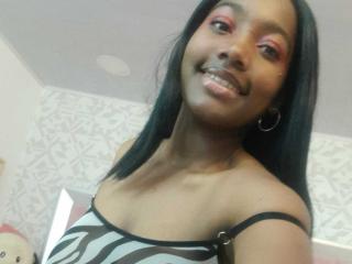 KathieJones - Sexe cam en vivo - 18063850