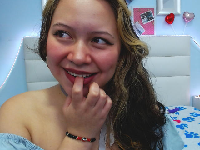 CatalinaFoxiest - Live porn &amp; sex cam - 18064618