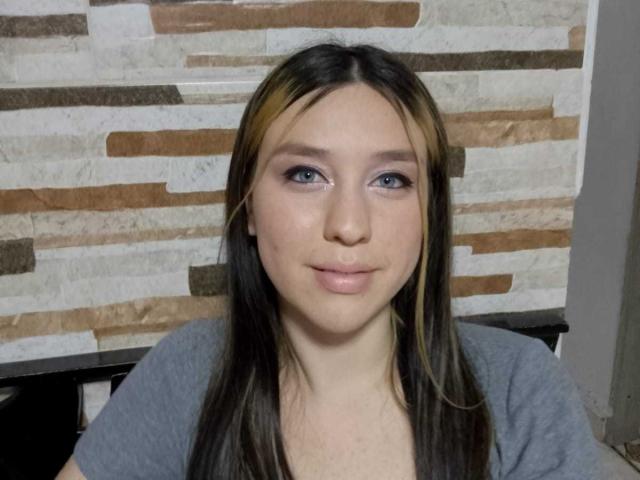ZaiidaHaziri - Live sex cam - 18065562