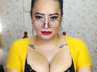 SheHasBigDick - Sexe cam en vivo - 18074204