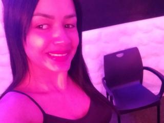 FloraJames - Sexe cam en vivo - 18076034