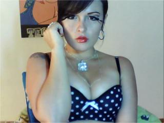 FlowerHotSexy - Live cam sexy with a latin american Hot babe 