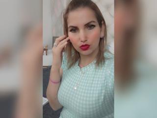 GiuliaAddams - Live porn & sex cam - 18079554