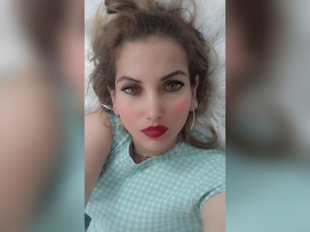 GiuliaAddams - Sexe cam en vivo - 18079590