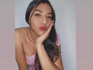 VickyHoney - Live porn &amp; sex cam - 18082874