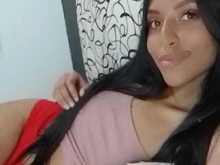 VickyHoney - Live sex cam - 18082878