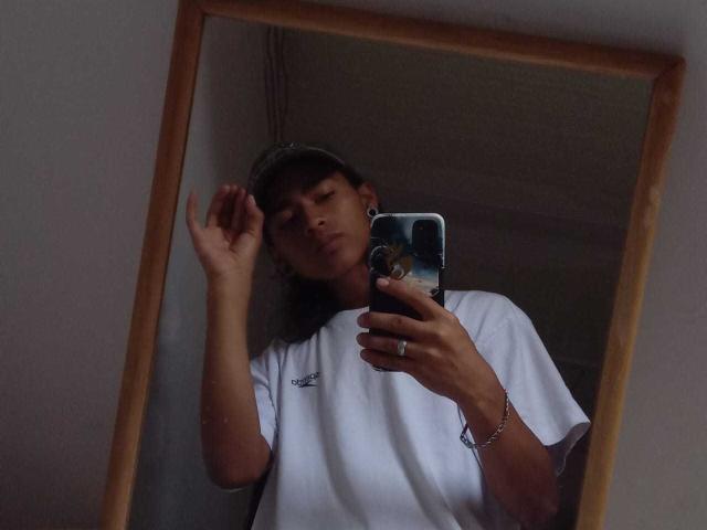 BrandonBlack - Live Sex Cam - 18082918