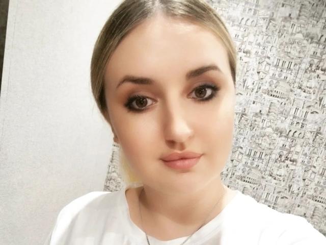 JudeValenti - Live sex cam - 18090730